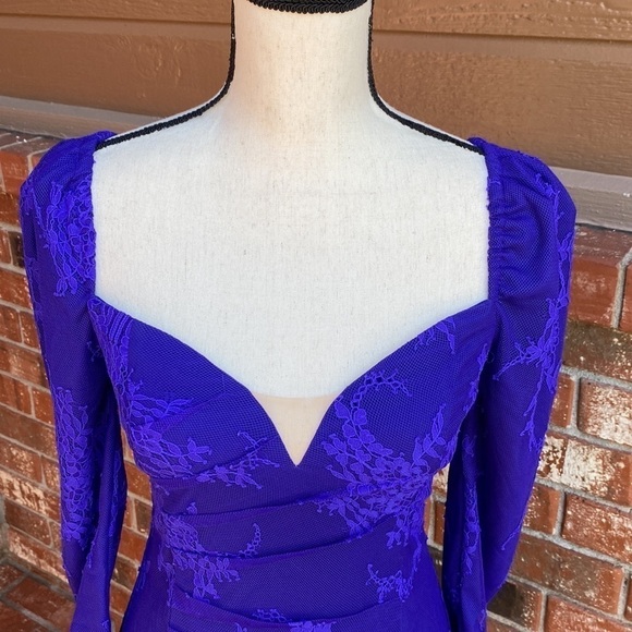 X by NBD Blue Embroidered Lace Overlay Body Con Dress Size XS - Picture 2 of 10